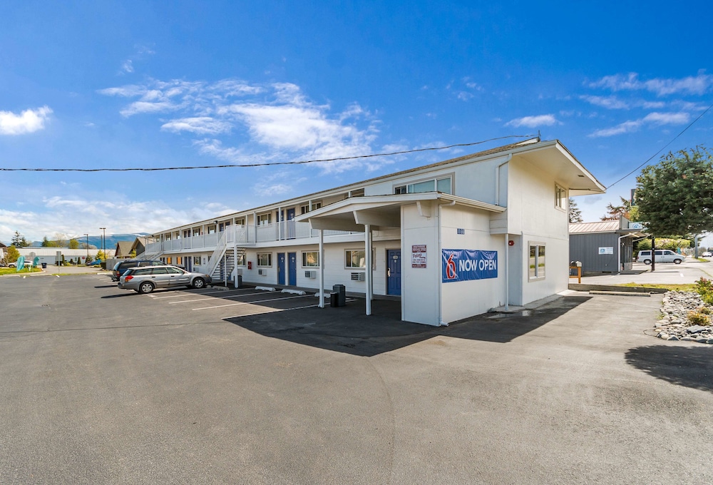 Motel 6 Burlington WA - photo 37