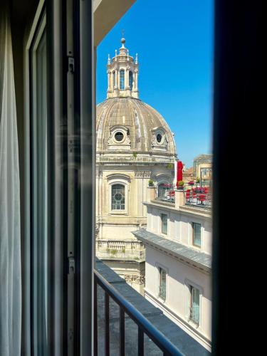 HT Luxury Altare della Patria — 4-Star Luxury Hotel in Rome, Italy