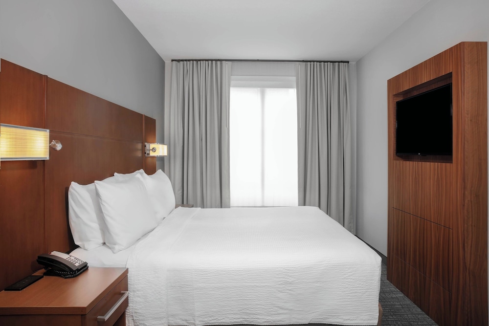 Residence Inn by Marriott Norwalk - photo 15