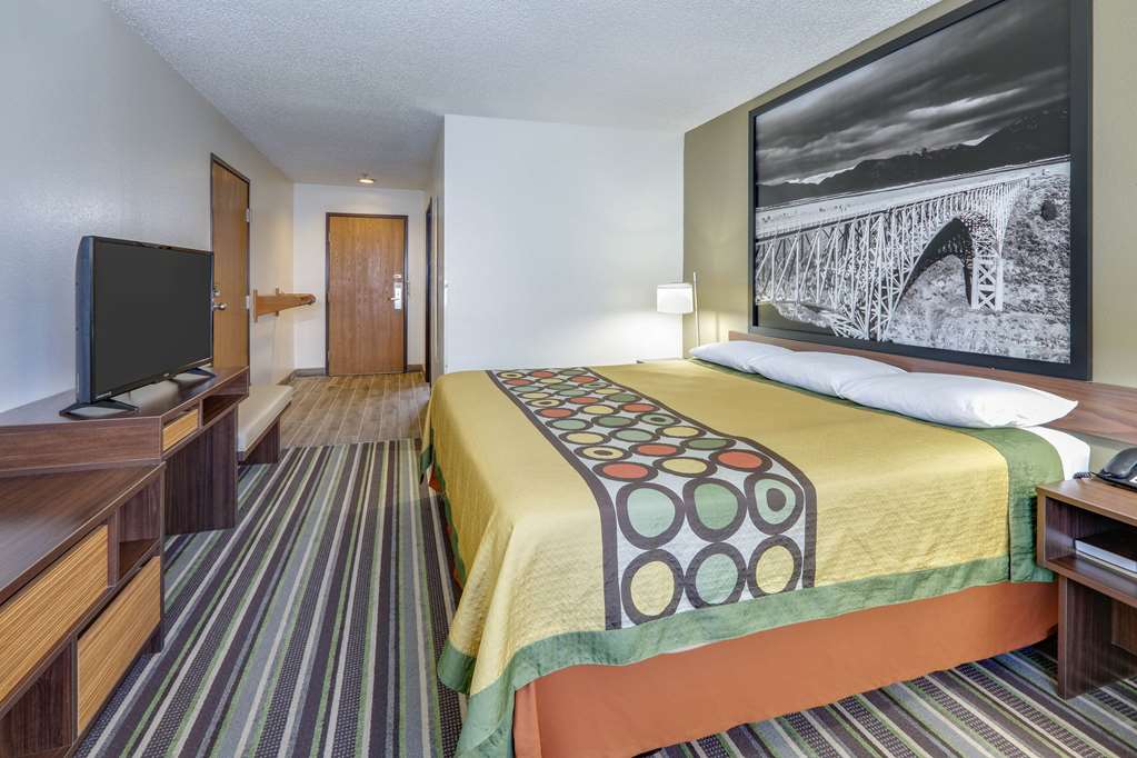 Super 8 by Wyndham Roswell - photo 11
