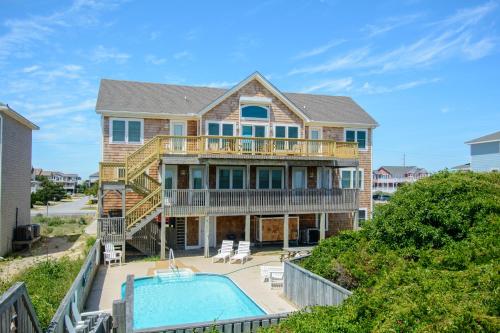 Mojo Dojo - carbon neutral hotel in Nags Head