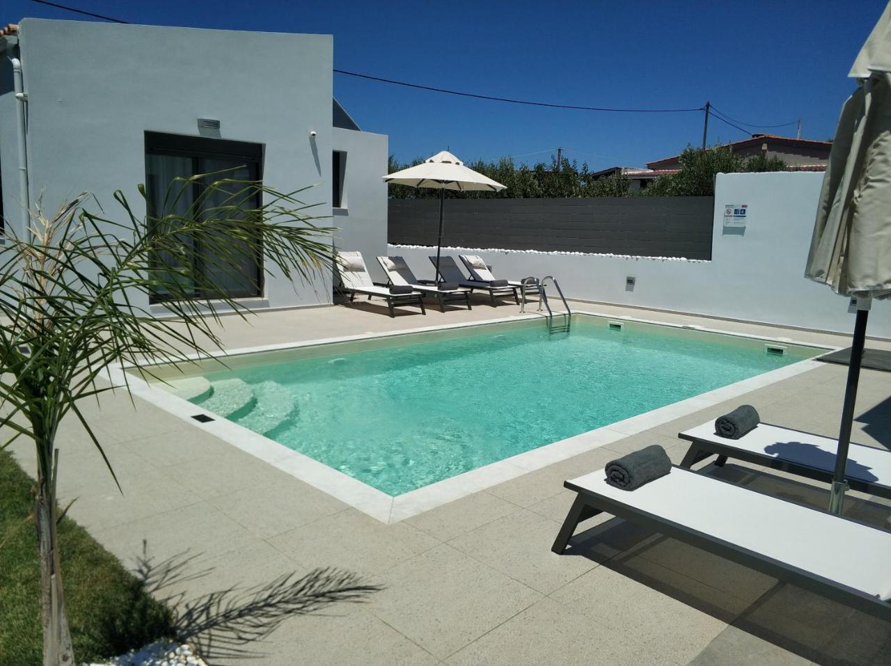 Villa Stavelia — 4-Star Luxury Hotel in Hersonissos, Greece