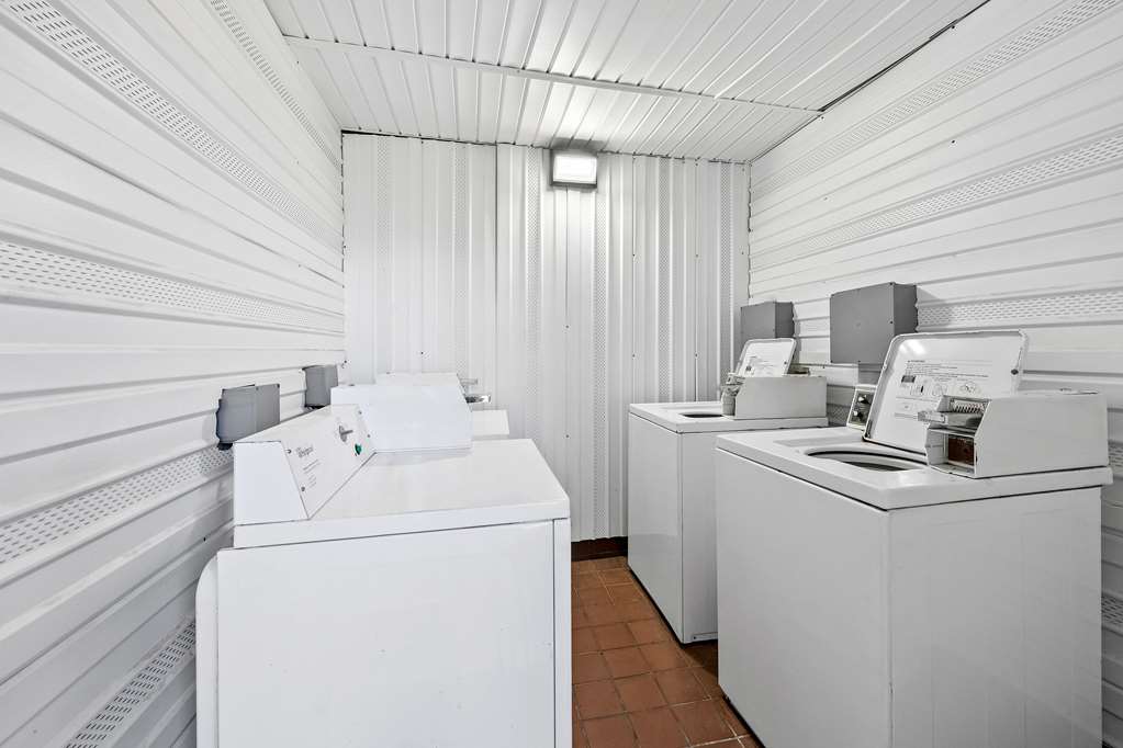 Quality Inn & Suites Fayetteville I 95 - photo 38
