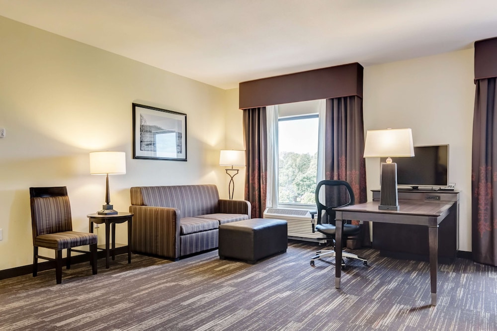 Hampton Inn Poplar Bluff - photo 21