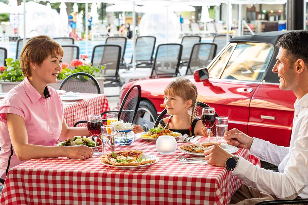 מזון ומשקאות