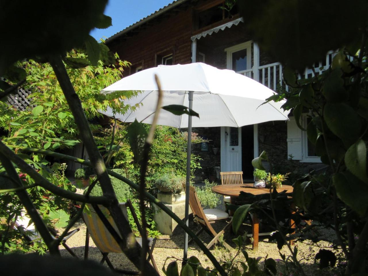 Le Balcon Commingeois - carbon neutral hotel in Aspet