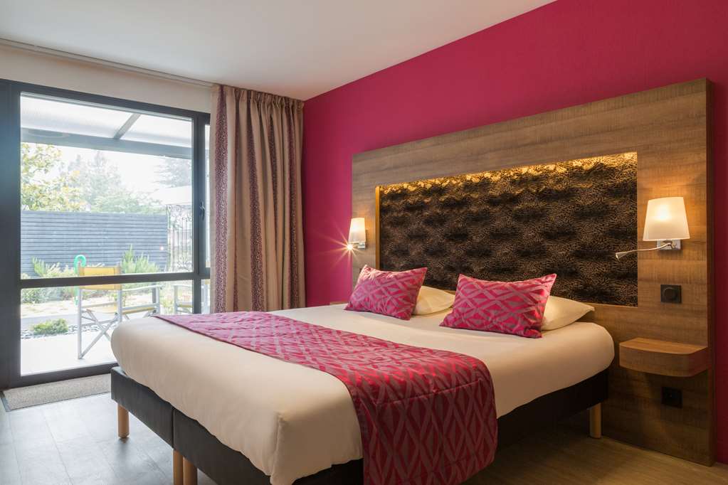 The Originals Boutique Hôtel Le Lion d'Or — hotel in Saint-Brice-En-Cogles