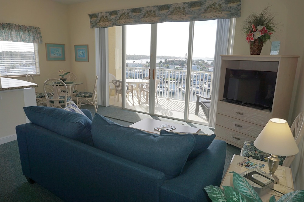Boca Ciega Resort - photo 13