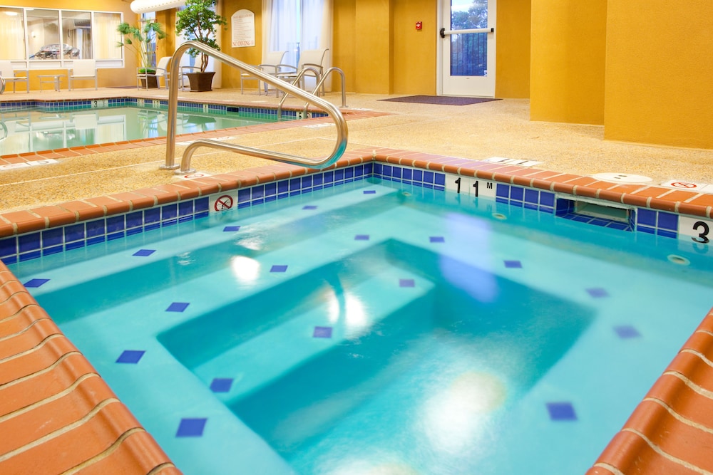 Holiday Inn Manassas Battlefield by IHG - photo 13