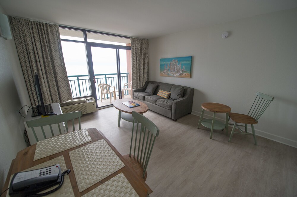 Sandcastle Oceanfront Resort by Patton Hospitality - photo 11