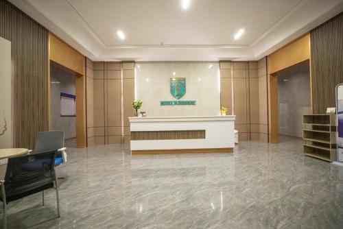 Stylish 2 Bedroom Apartment with Pool in Kilimani