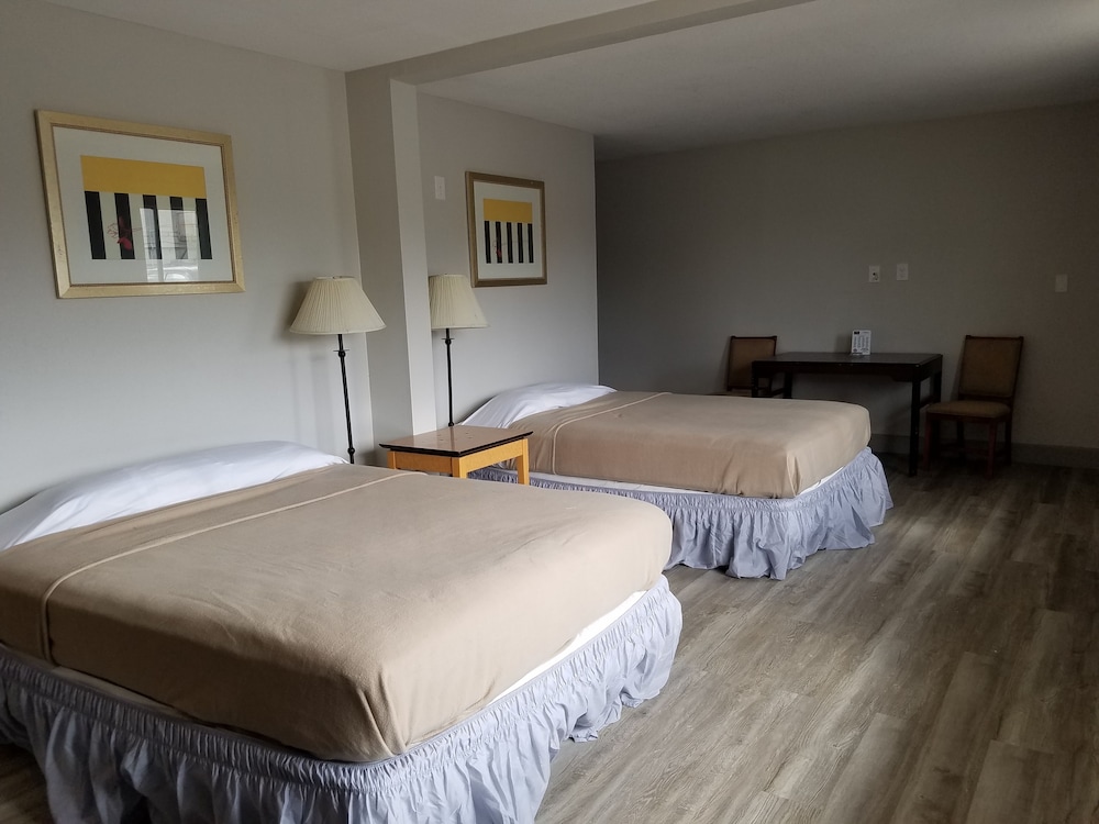 Harmony Inn and Suites - photo 6