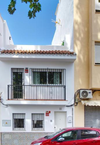 Holidays2Malaga Alameda Barcelo Parking & High Speed WIFI - carbon neutral hotel in Malaga