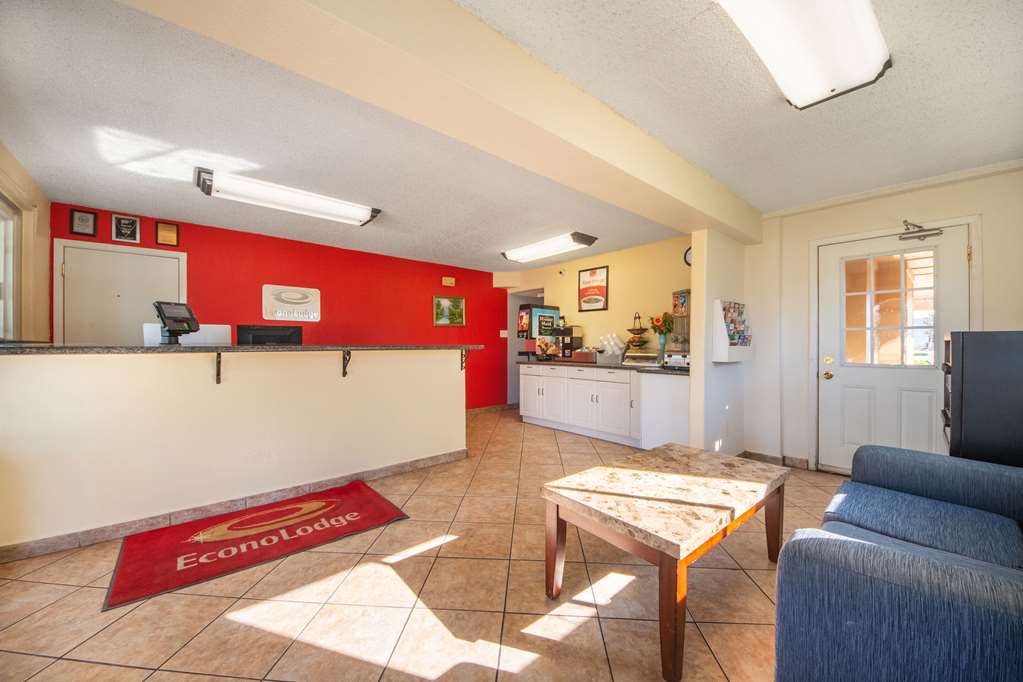 Econo Lodge San Marcos University Area - photo 5