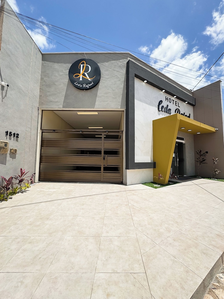 Pousada Leda Rafael — Joao Camara