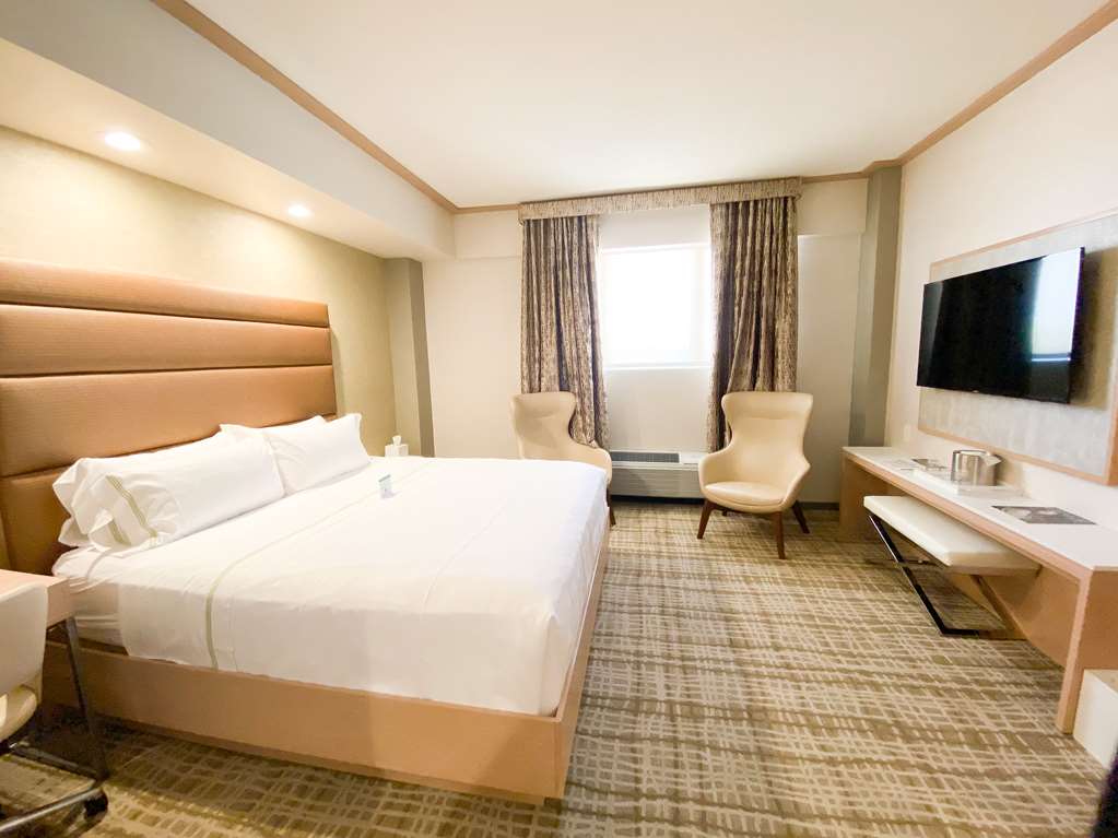 The Fredonia Hotel and Convention Center - photo 13