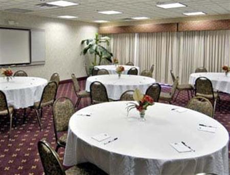 Wingate by Wyndham Tallahassee FSU - photo 8