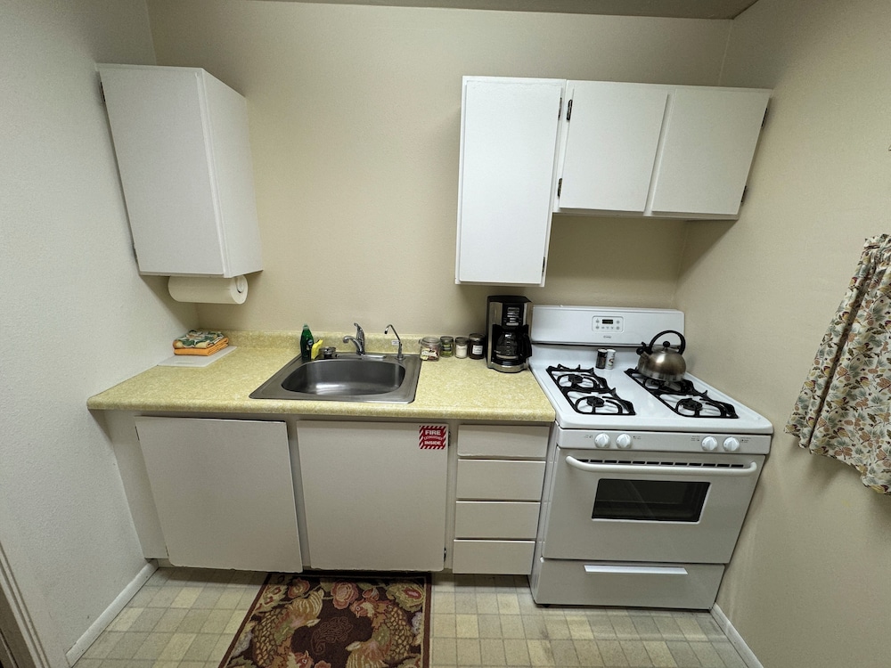 Trinidad Inn - photo 16