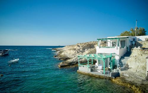 Terra Mare Suites — 4-Star Luxury Hotel in Milos, Greece