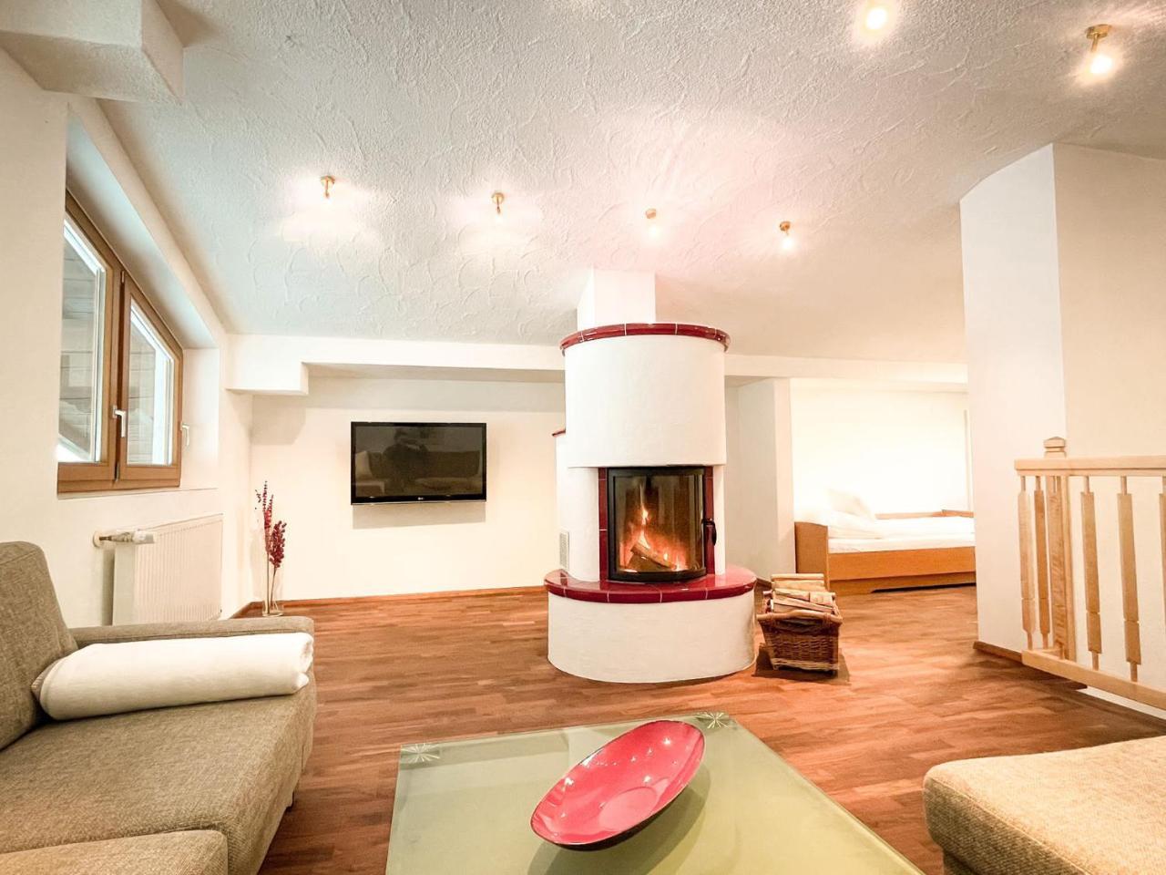 Apartment Auszeit Nationalpark SommerCard inklusive Mai Okt — 4-Star Luxury Hotel in Hollersbach Im Pinzgau, Austria