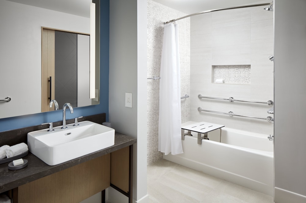 Loews Coral Gables Hotel - photo 22