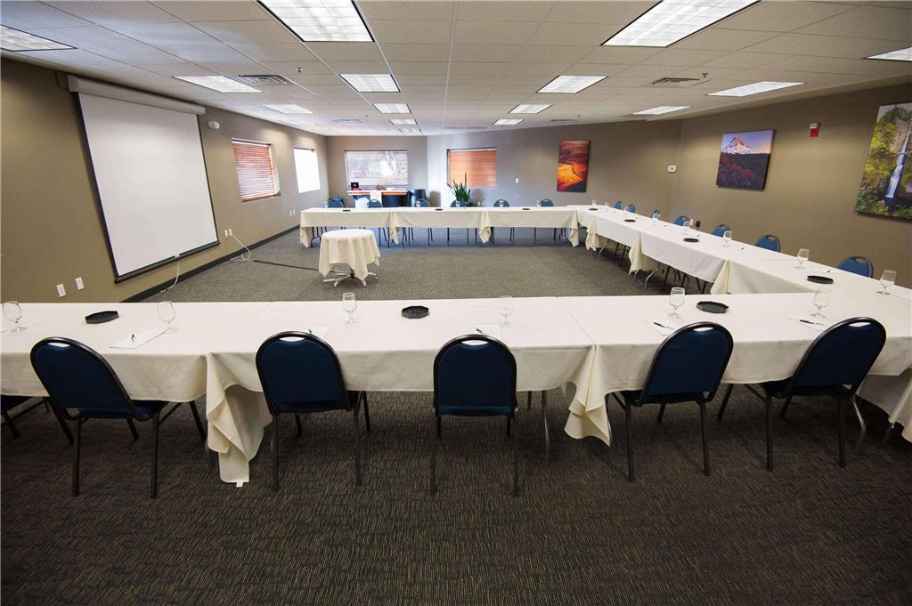 Radisson Hotel Portland Airport - photo 48