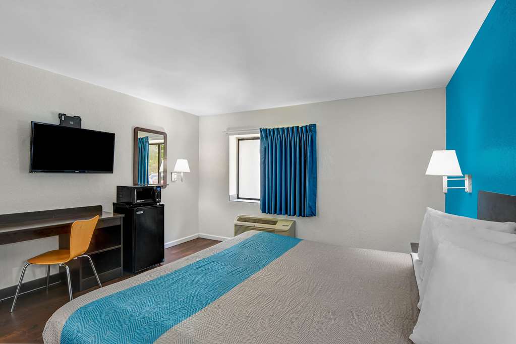Motel 6 Norcross GA - photo 8