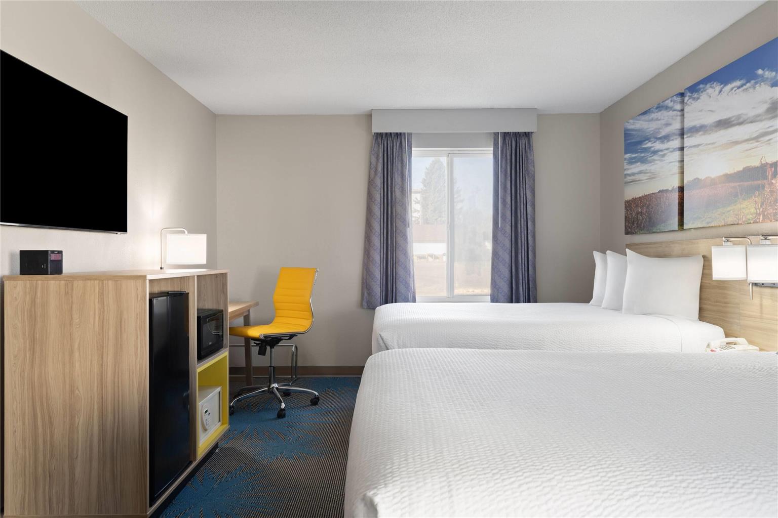 Days Inn by Wyndham Jamestown - photo 15