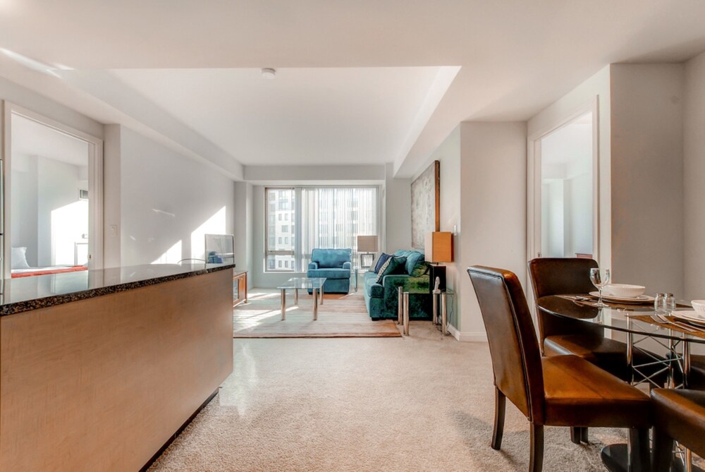 Global Luxury Suites at Kendall Square - photo 15