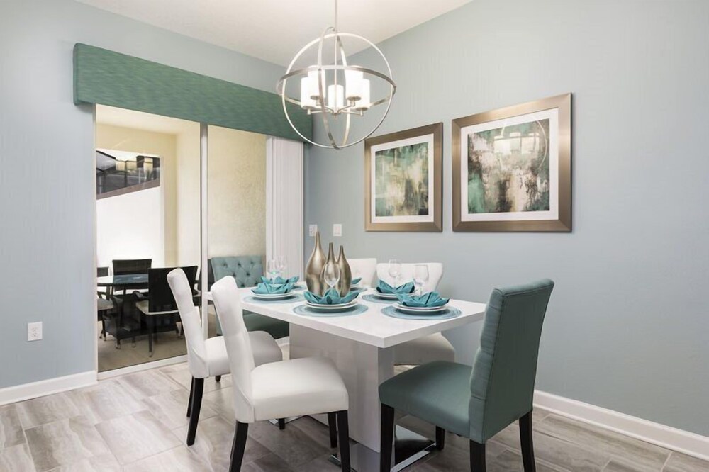 ChampionsGate 4BR Townhome Davenport - photo 9