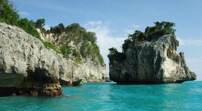 Suites la Colline in Les Cayes, Haiti