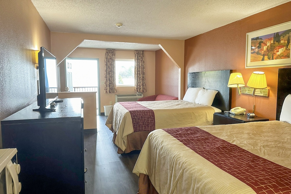 Garden Inn & Suites Rome Ga - photo 24