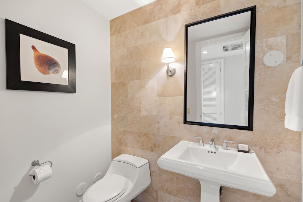 Beachside Resort & Residences - photo 15
