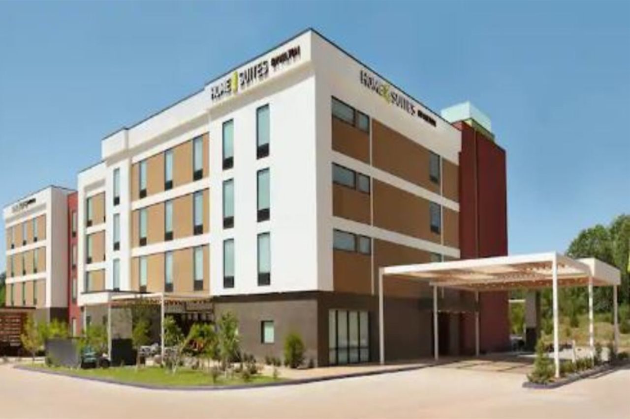 Home2Suites by Hilton Edmond in Edmond, United States