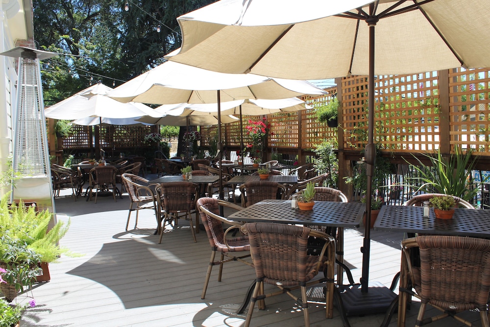 Geyserville Inn - photo 61