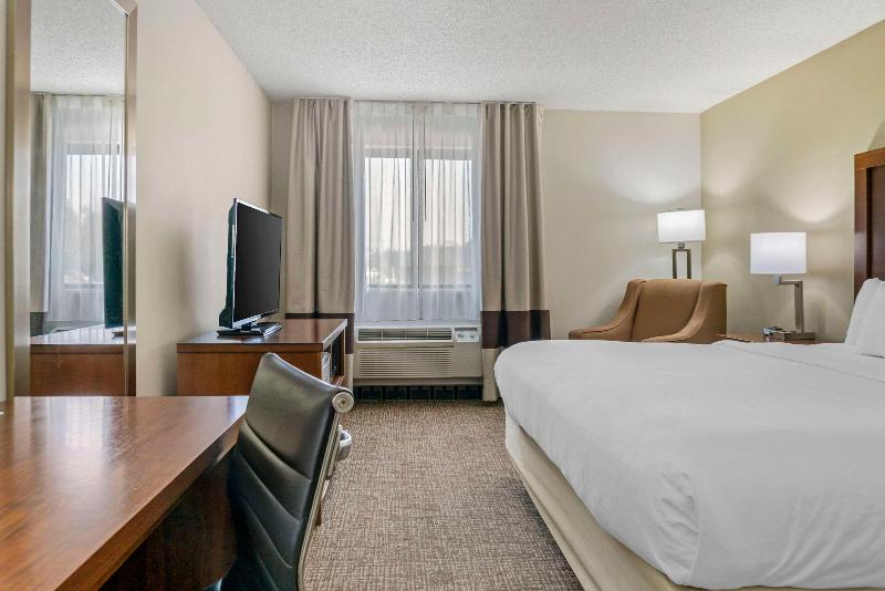 Comfort Inn Manistique MI — hotel in Manistique