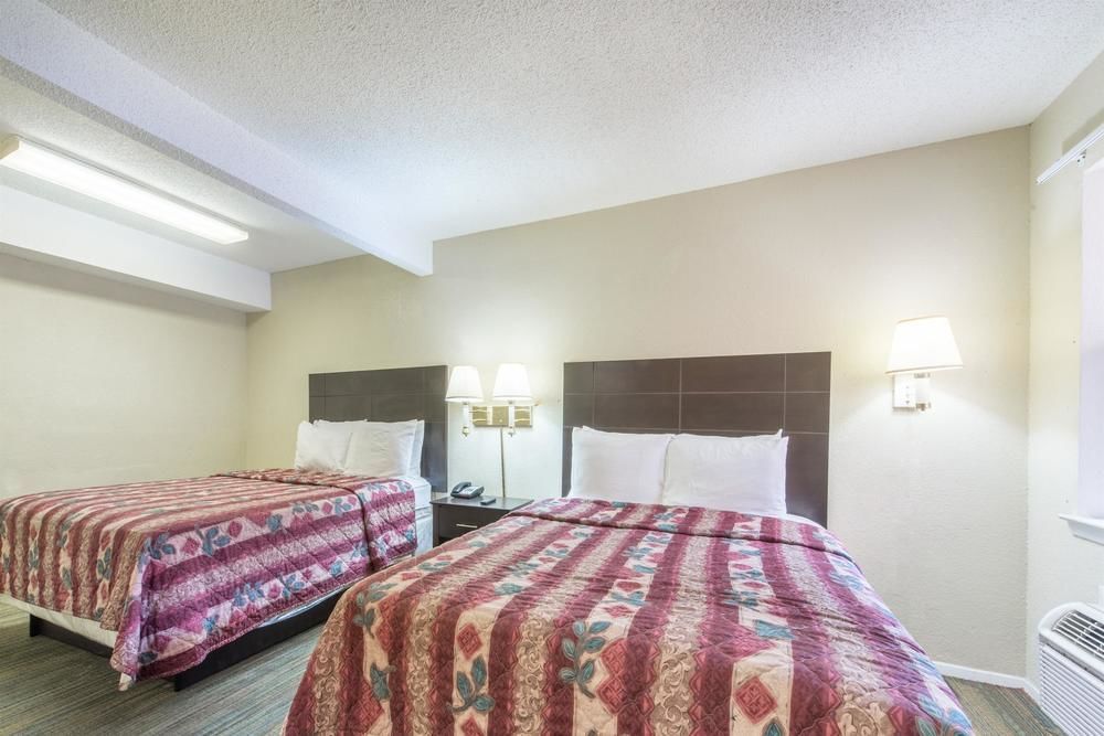 Knights Inn Fort Worth - photo 9