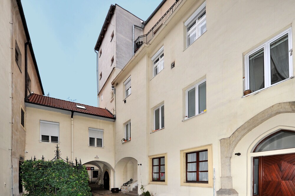 Aplend City Apartmán Hlavné námestie in Bratislava, Slovakia