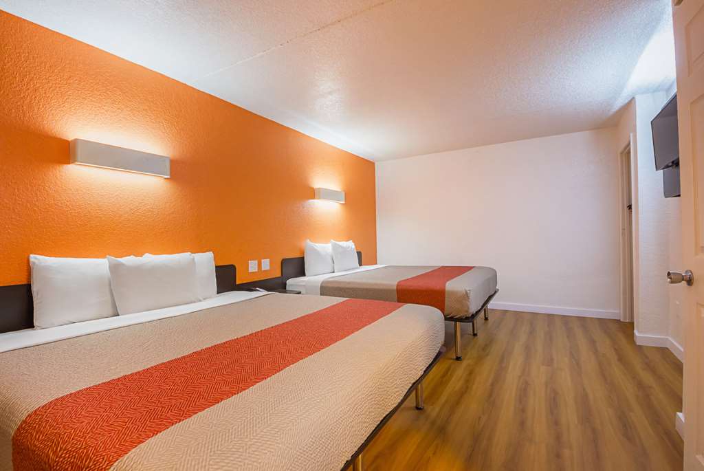 Motel 6 Garland TX Northeast Dallas - photo 17