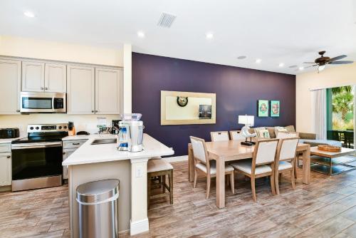 Grand Cottage with Hotel Amenities Near Disney at Margaritaville 8016LS - photo 5