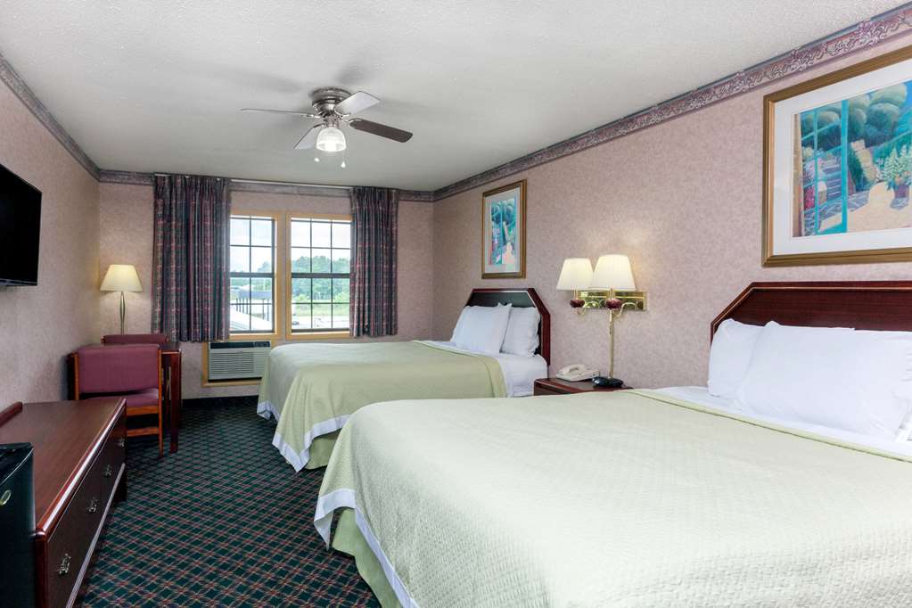 Days Inn by Wyndham Holladay - photo 13