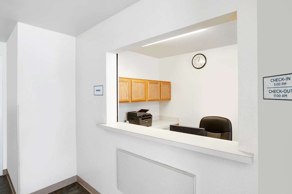Woodspring Suites Denton - photo 10