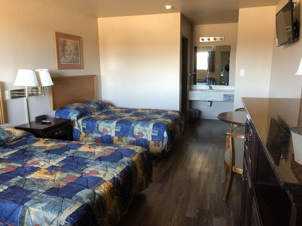 Rosener's Inn and banquet center - photo 3