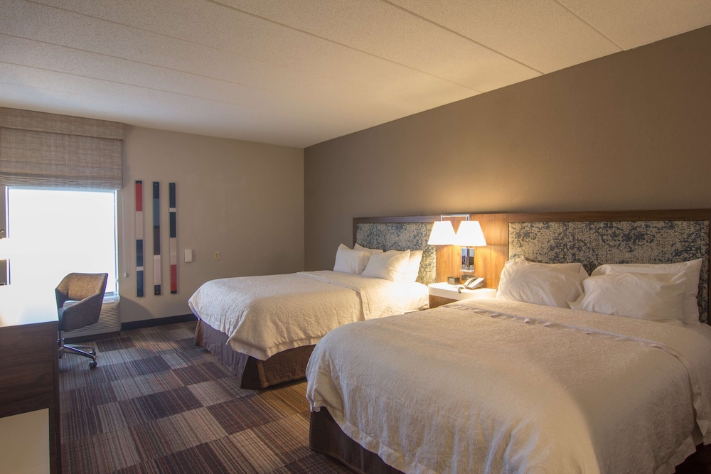 Hampton Inn Medina - photo 15