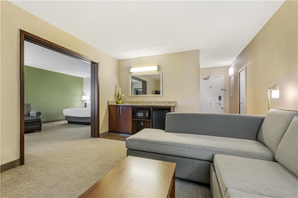 Best Western Fairmont - photo 6