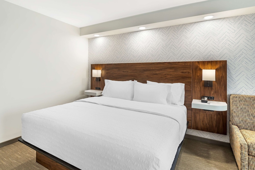 Hampton Inn Petersburg Fort Lee - photo 9