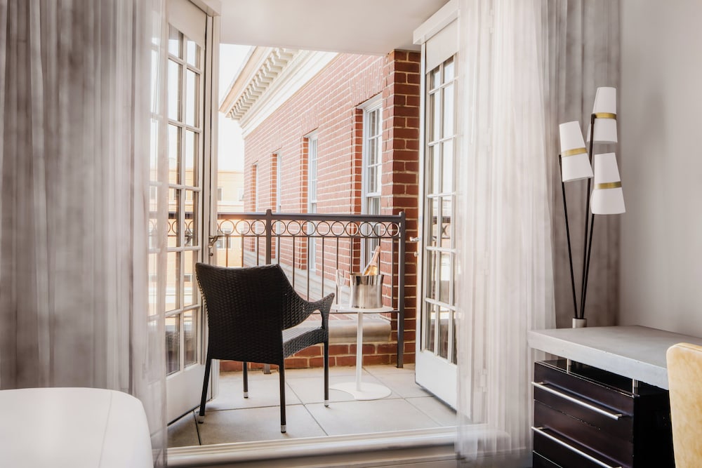 Archer Hotel Old Town Alexandria - photo 37