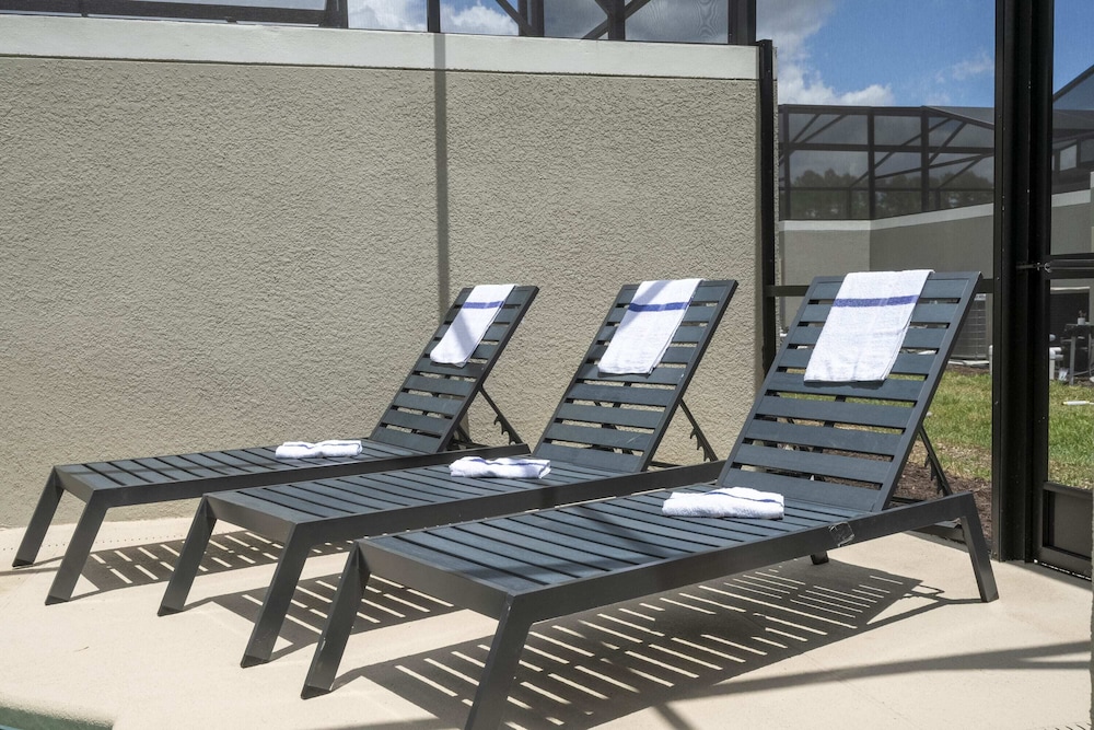 Fantastic 4 Bd W Pool @ Storey Lake Resort 2709 - photo 37