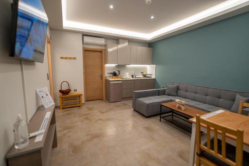 Happy apartments 0 — 4-Star Luxury Hotel in Athens, Greece