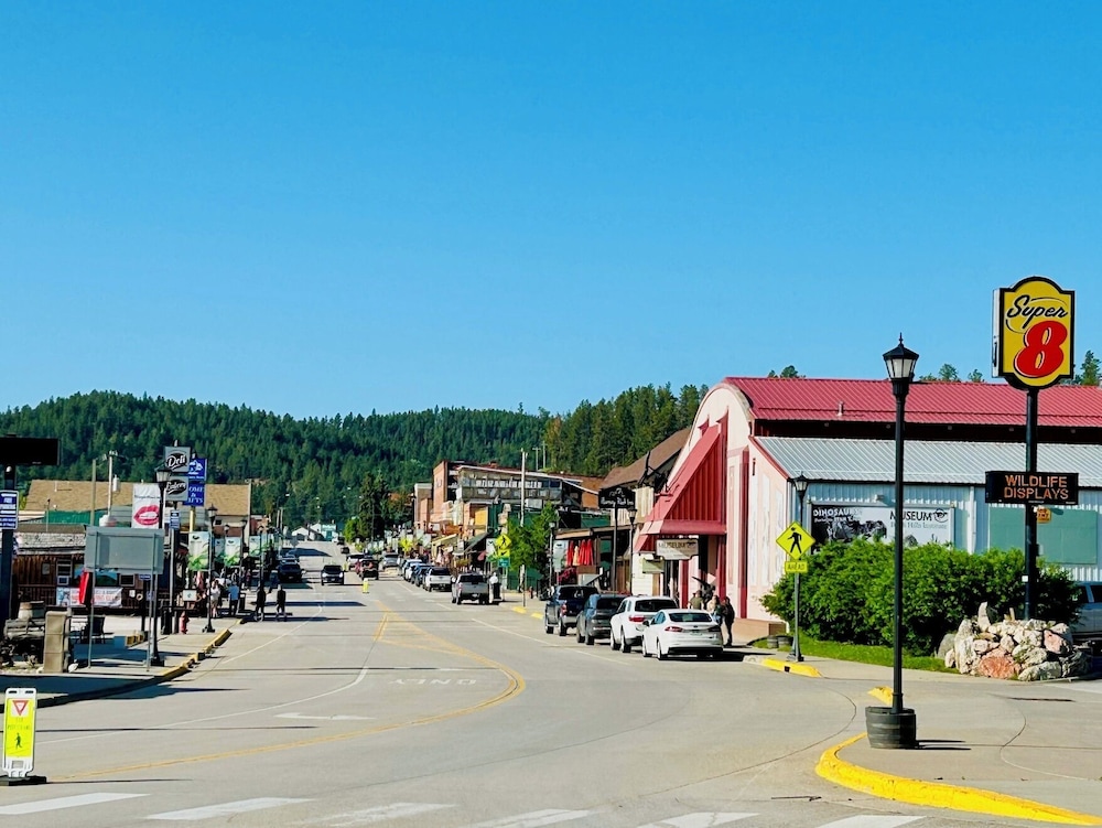 Super 8 by Wyndham Hill City Mt Rushmore Area - photo 19